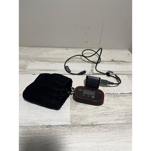 Novatel Verizon wireless Jetpack 4G LTE hotspot - Picture 1 of 4